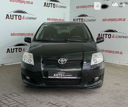 Toyota Auris 2008 - фото 2