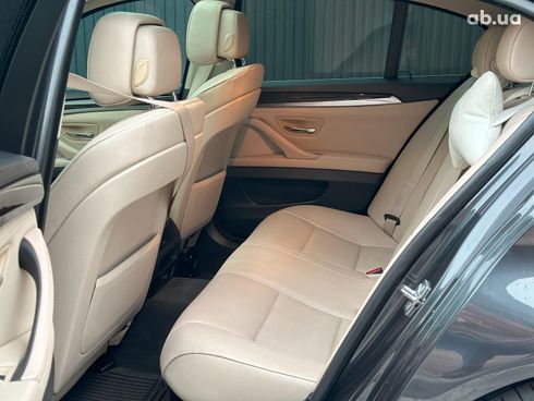 BMW 5 серия 2010 черный - фото 23