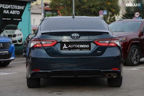 Toyota Camry 2020 - фото 5