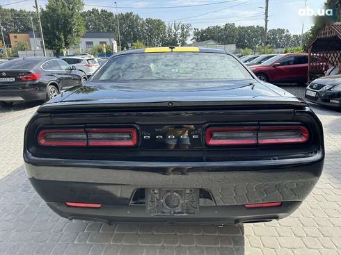 Dodge Challenger 2018 - фото 14