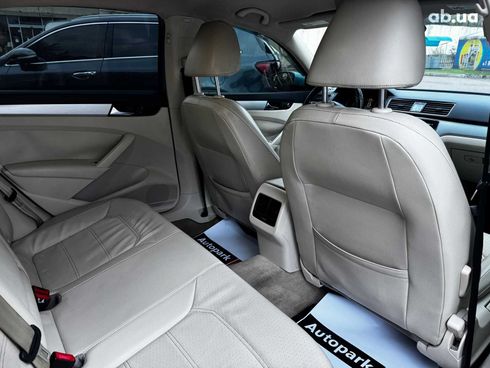 Volkswagen passat b7 2012 синий - фото 32