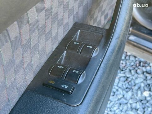Audi A6 2000 синий - фото 15