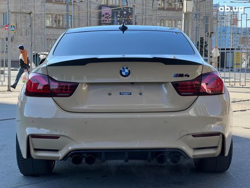 BMW M4 2014 белый - фото 9