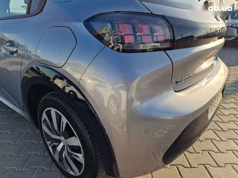 Peugeot 208 2021 - фото 13