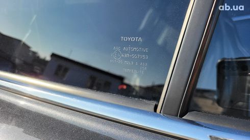Toyota RAV4 2013 серый - фото 10