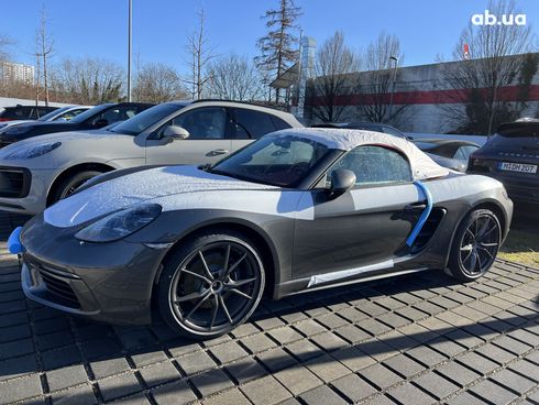 Porsche Cayman 2024 - фото 17