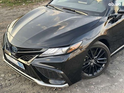 Toyota Camry 2023 - фото 9