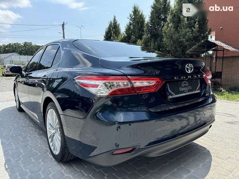 Toyota Camry 2018 - фото 12