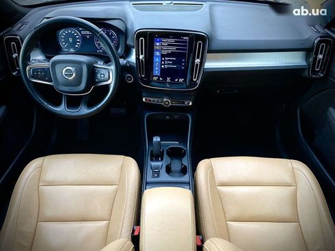 Volvo XC40 2020 - фото 30