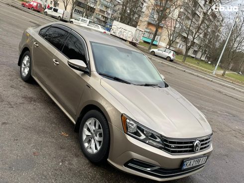 Volkswagen Passat 2017 коричневый - фото 9