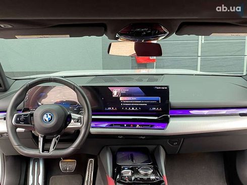BMW i5 2024 - фото 18