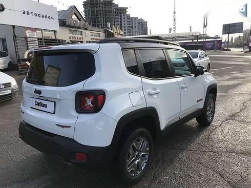 Jeep Renegade 2016 - фото 11
