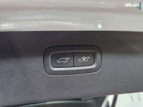 Volvo XC90 2018 - фото 12