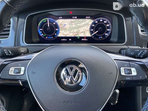 Volkswagen e-Golf 2020 - фото 27