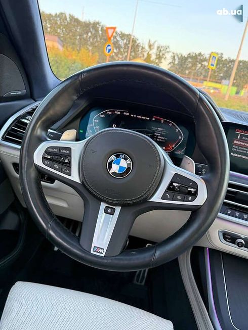 BMW X7 2022 - фото 30