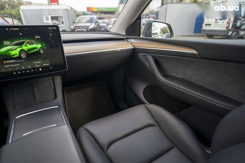 Tesla Model Y 2023 - фото 17