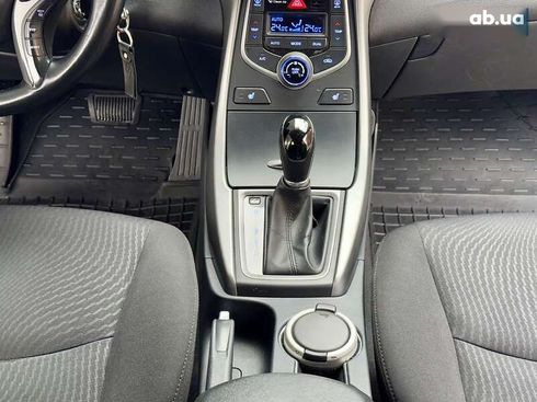 Hyundai Elantra 2014 - фото 27