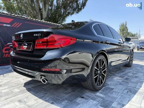 BMW 5 серия 2017 - фото 9