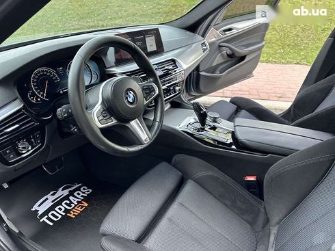 BMW 5 серия 2017 - фото 24
