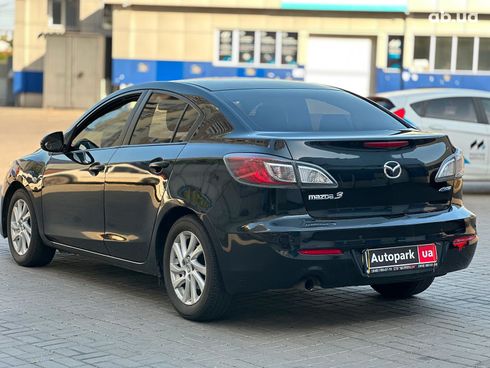 Mazda 3 2012 черный - фото 13