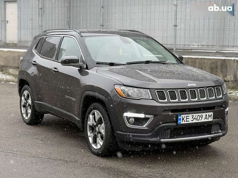 Jeep Compass 2019 - фото 10