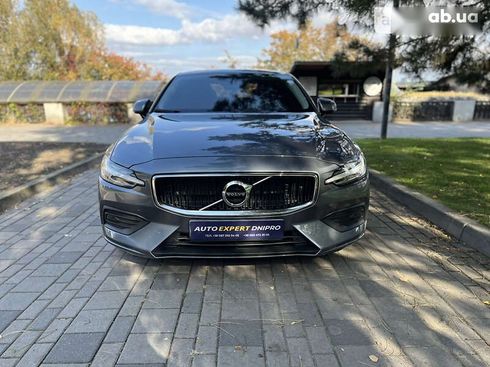 Volvo S60 2019 - фото 17