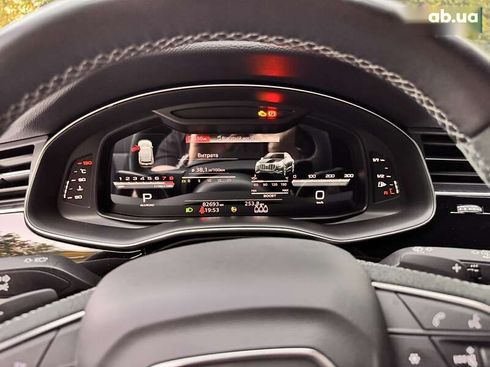 Audi SQ8 2021 - фото 17