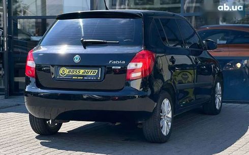 Skoda Fabia 2010 - фото 6