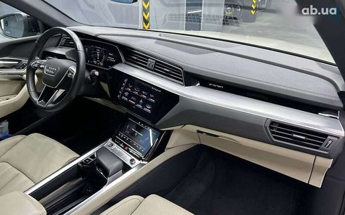 Audi E-Tron 2021 - фото 18