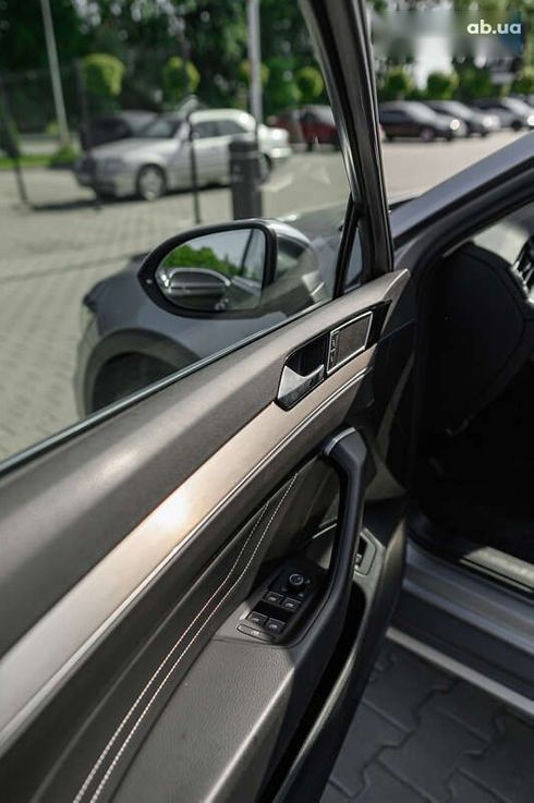 Volkswagen passat alltrack 2020 - фото 30