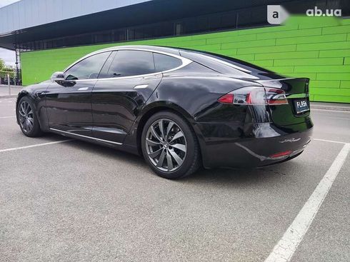 Tesla Model S 2021 - фото 10