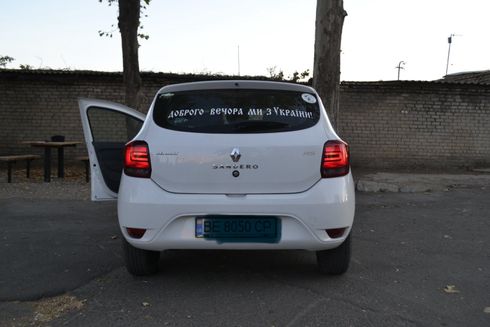 Renault Sandero 2019 белый - фото 2