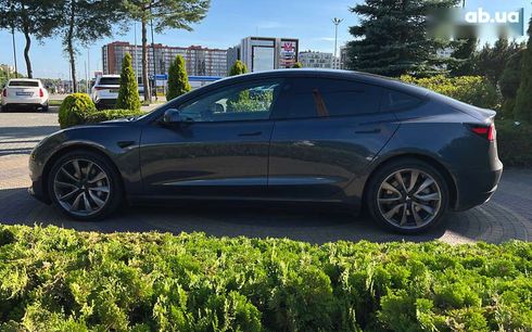 Tesla Model 3 2020 - фото 4