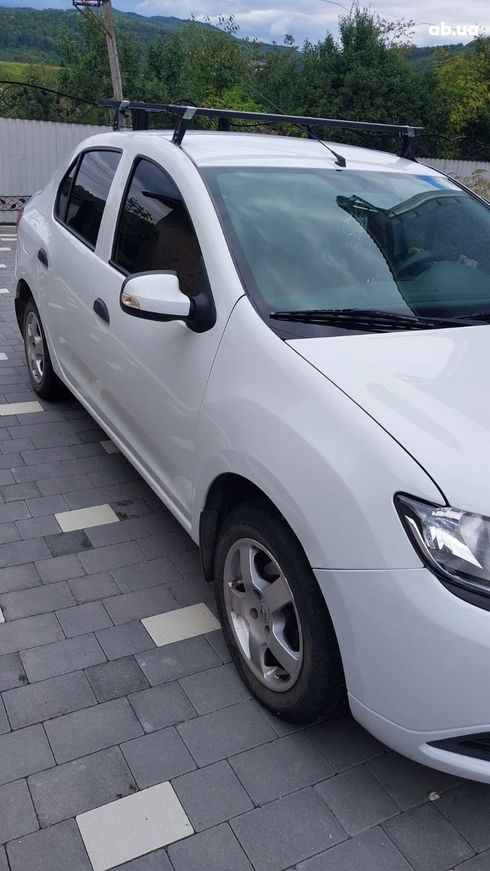 Renault Logan 2013 белый - фото 8