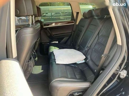 Volkswagen Touareg 2018 - фото 17