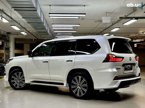 Lexus LX 2019 - фото 28