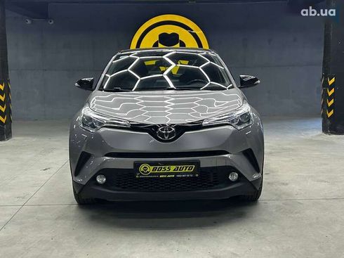 Toyota C-HR 2016 - фото 2