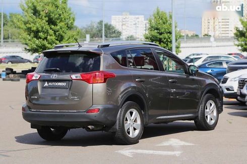 Toyota RAV4 2013 - фото 6