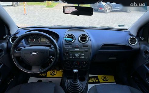 Ford Fiesta 2005 - фото 18