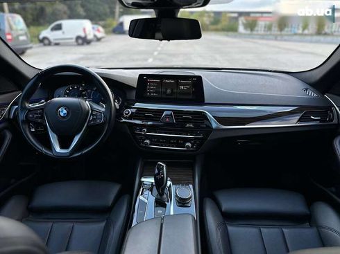BMW 5 серия 2018 - фото 20