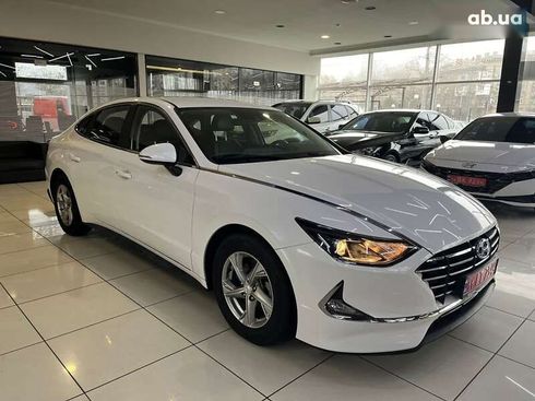 Hyundai Sonata 2019 - фото 3