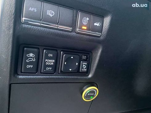 Infiniti QX56 2010 - фото 26