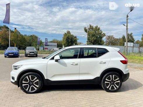 Volvo XC40 2021 - фото 5