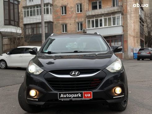 Hyundai ix35 2010 черный - фото 3