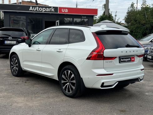 Volvo XC60 2023 белый - фото 15