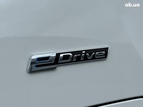 BMW 5 серия 2018 белый - фото 12