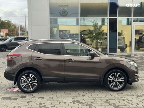 Nissan Qashqai 2017 - фото 9