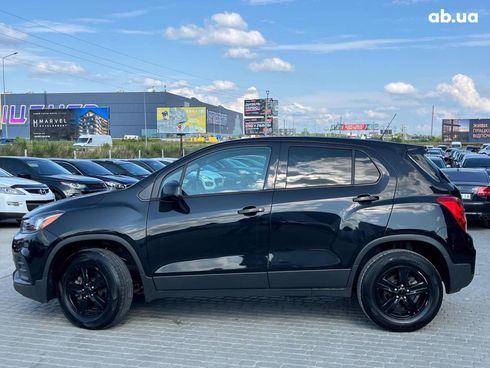 Chevrolet Trax 2018 черный - фото 12