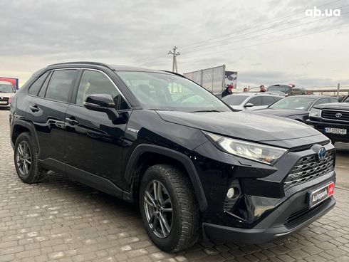 Toyota RAV4 2020 черный - фото 3