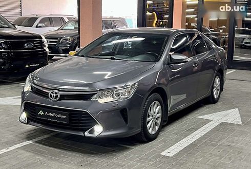 Toyota Camry 2016 - фото 9